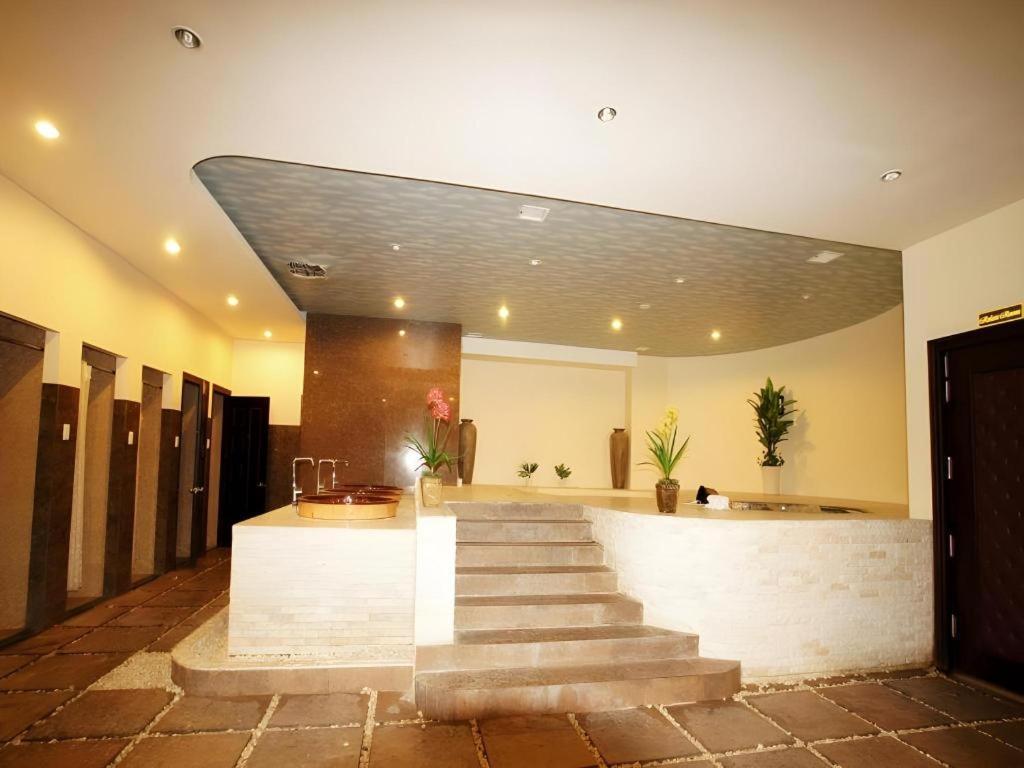 Kaya Hotel Tuy Hoa Exterior foto