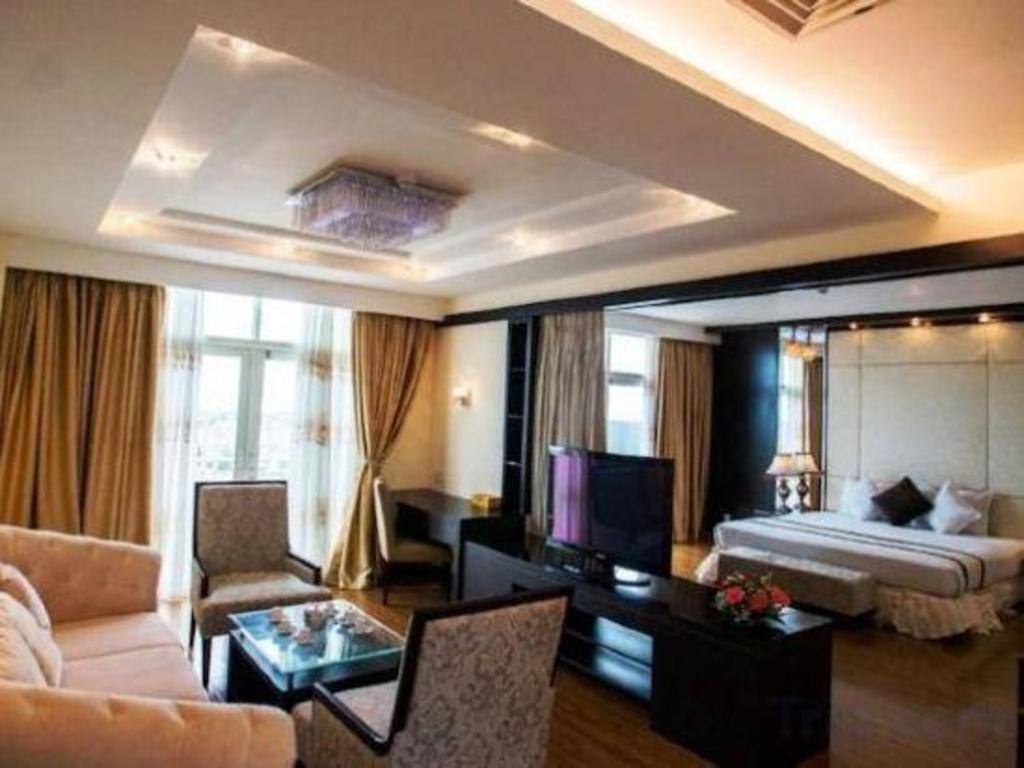 Kaya Hotel Tuy Hoa Exterior foto