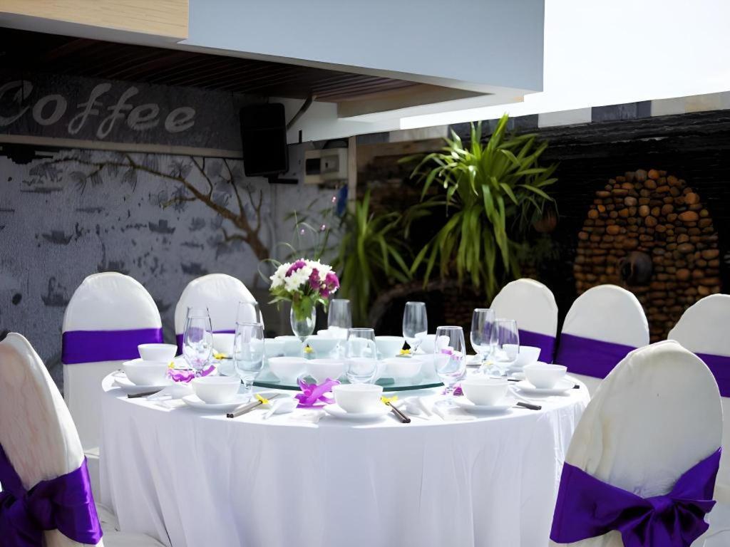 Kaya Hotel Tuy Hoa Exterior foto